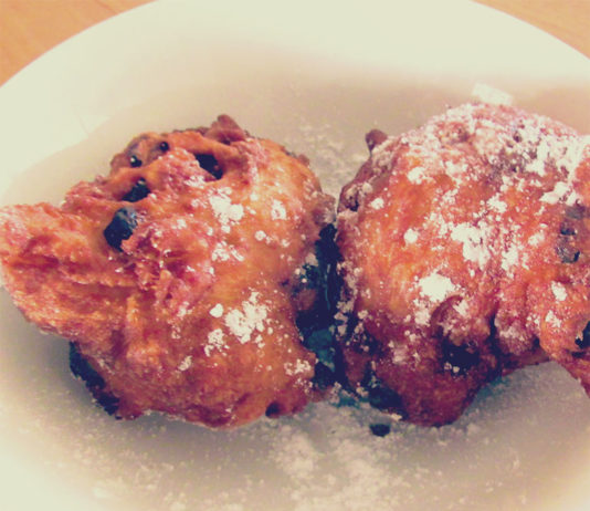 AAA Kitchen Recipes: Christmas Oliebollen