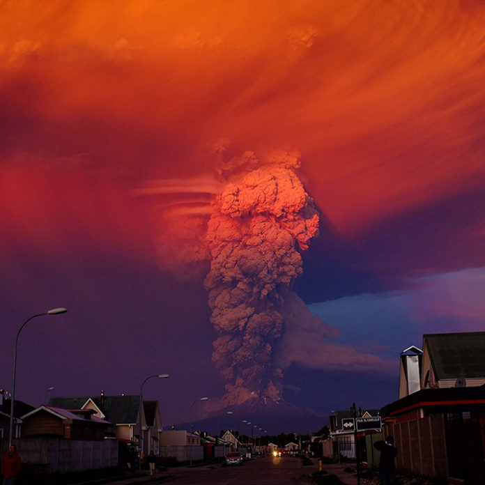 Eruption of Chilean Calbuco volcano