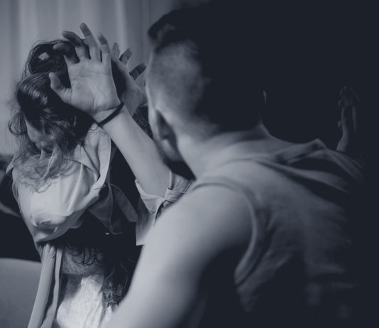 10 Signs You’re In A Relationship With A Sociopath