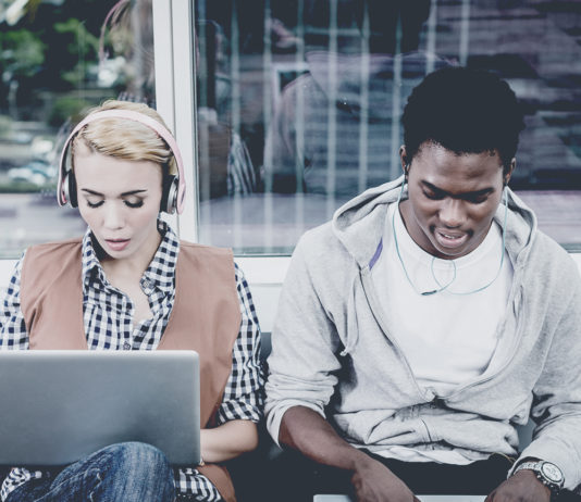 THE MODERN HUSTLER: MULTIPLE INCOME STREAMS