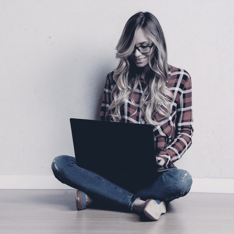 The Dos and Don’ts of Dating Online