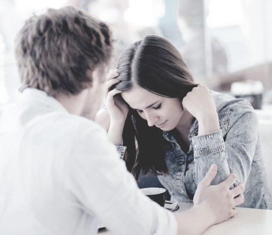 5 Helpful Ways To Be a Good Friend During Tragedy