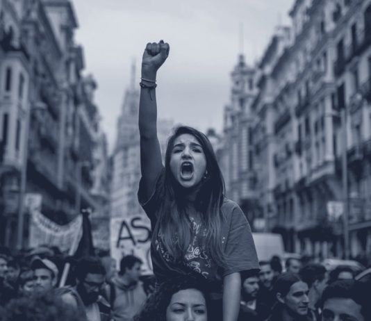 How Twitter is Helping Shape the Revolution