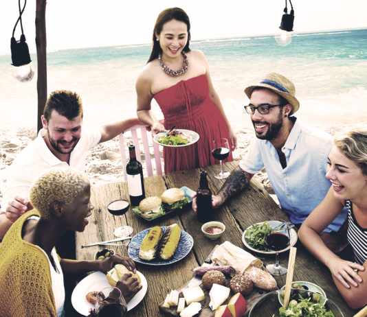 How to hold a successful dinner party